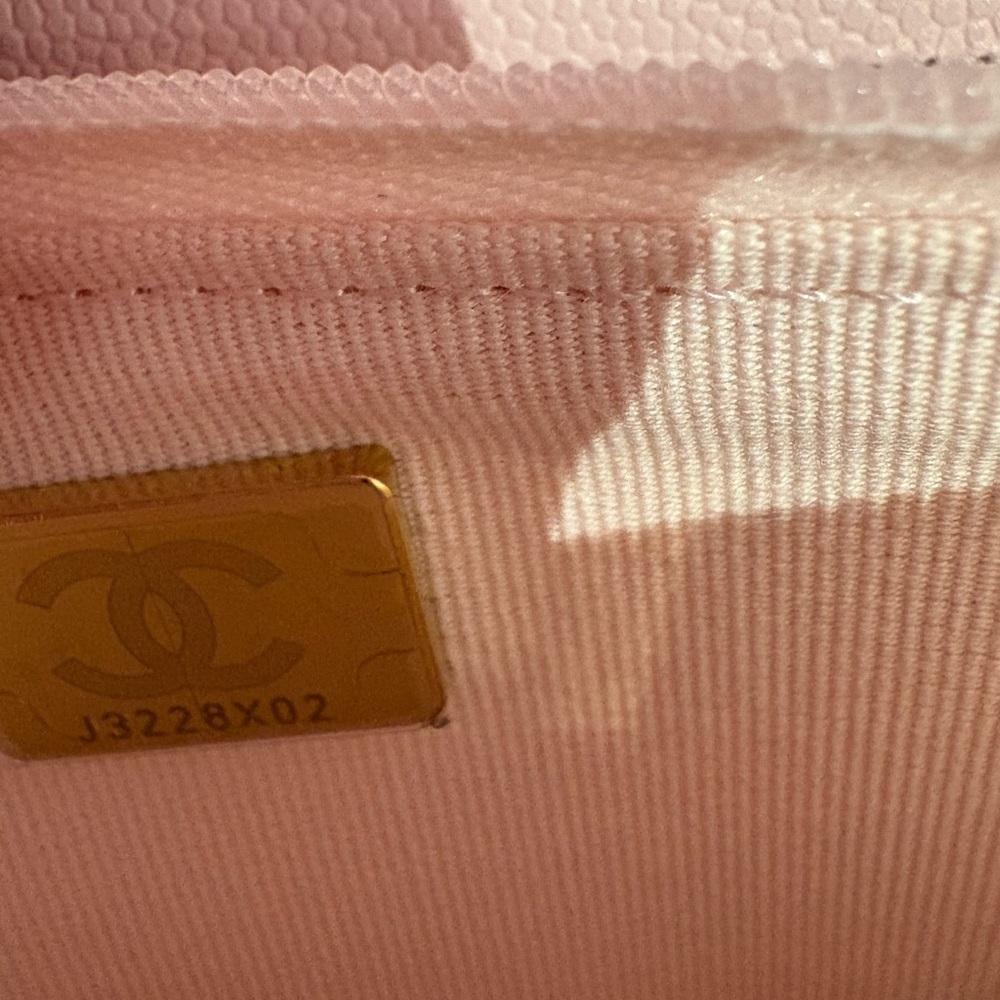 Chanel pink Wallet on Chain - Picture 2 of 2